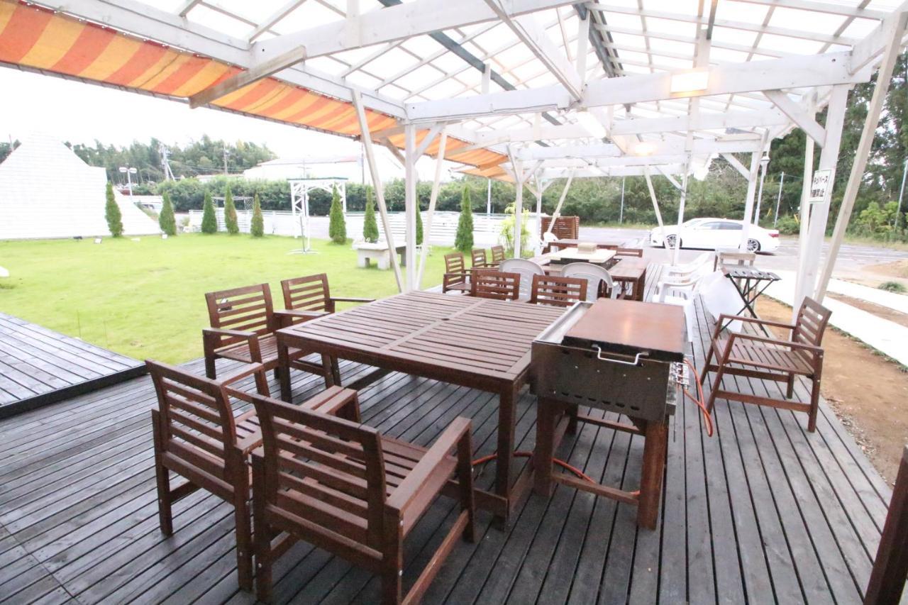 Hotel Swan Lake Nagara Nagara  Екстер'єр фото