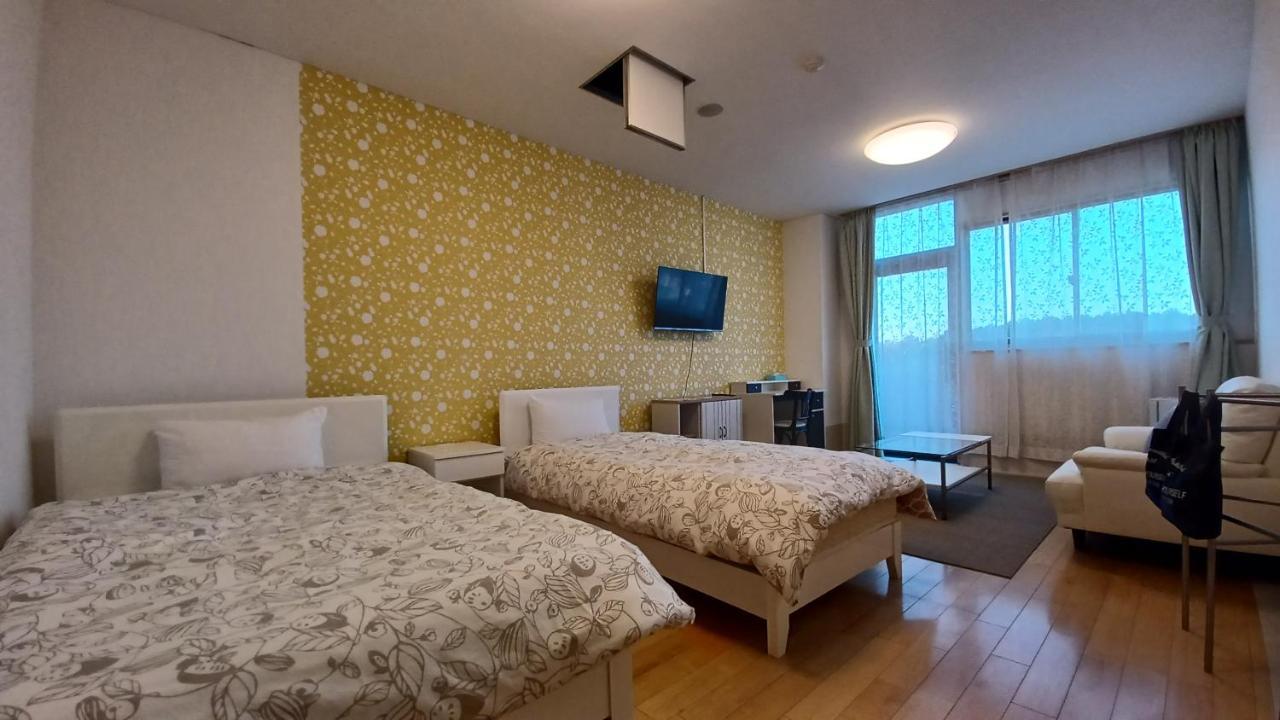 Hotel Swan Lake Nagara Nagara  Екстер'єр фото