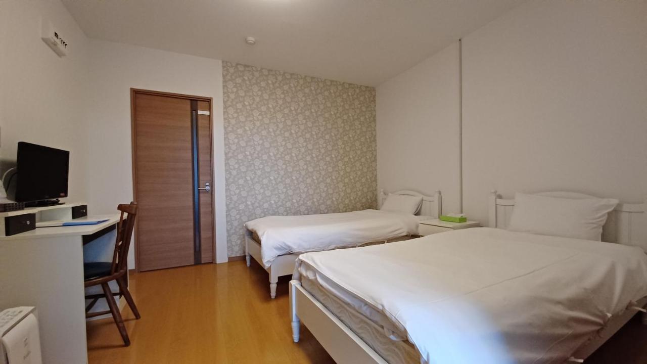 Hotel Swan Lake Nagara Nagara  Екстер'єр фото
